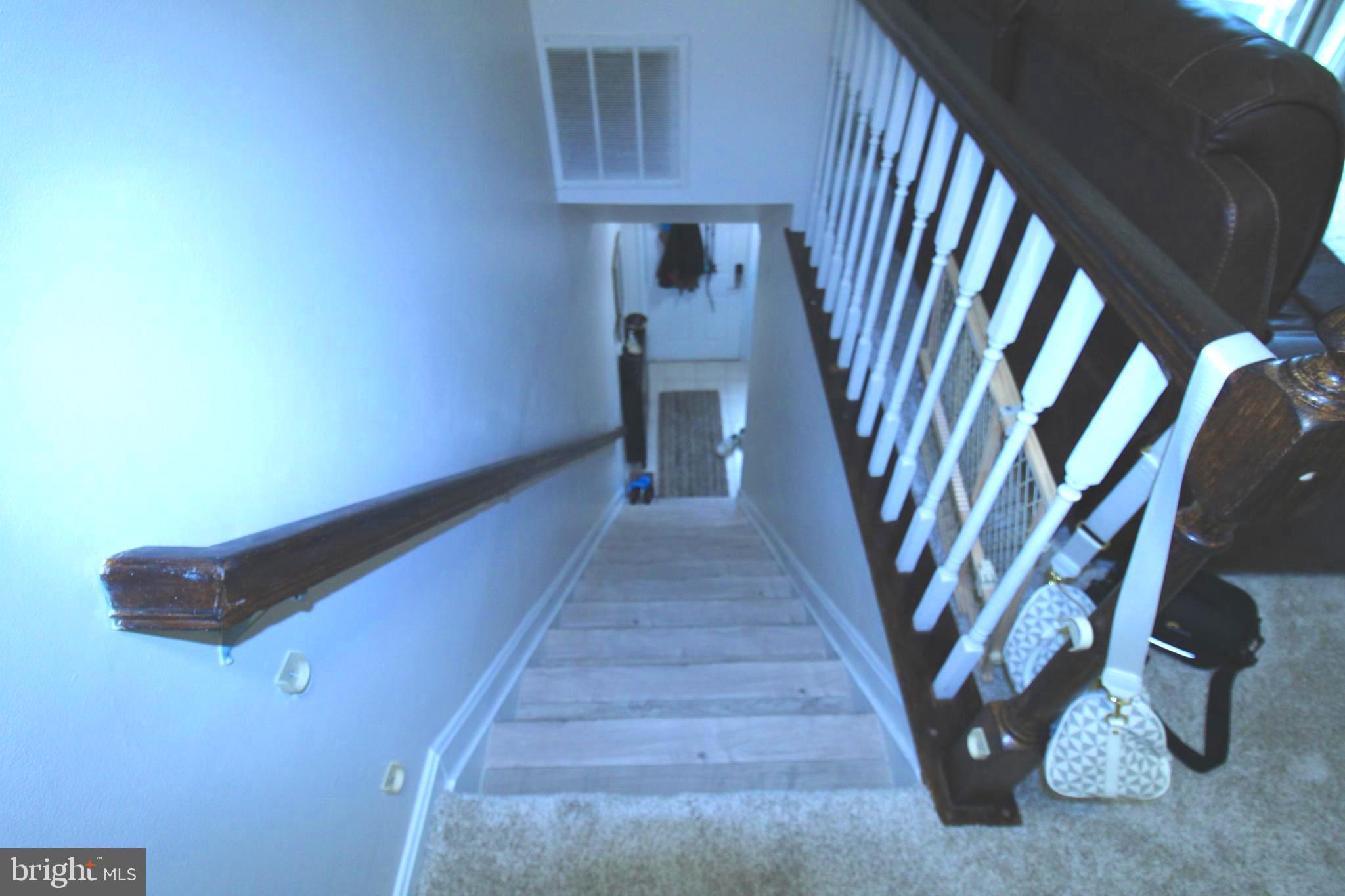 7863 Apache Ridge Court Manassas, VA 20109 - Photo 4 of 38 a view of entryway