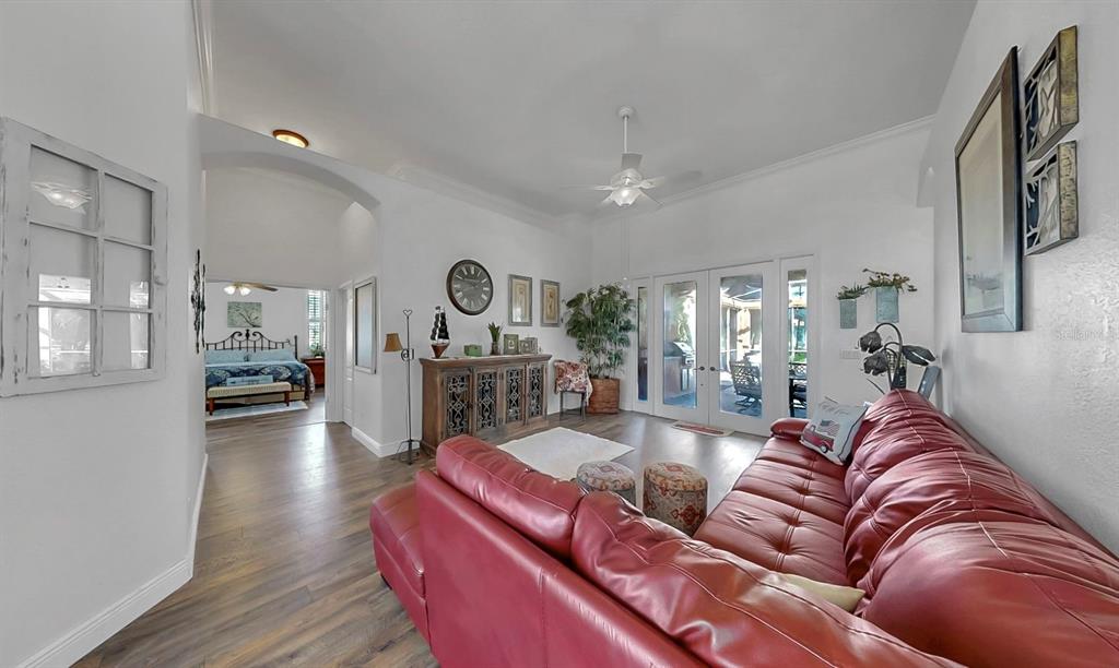 6408 Rubia Circle Apollo Beach, FL 33572 - Photo 19 of 74