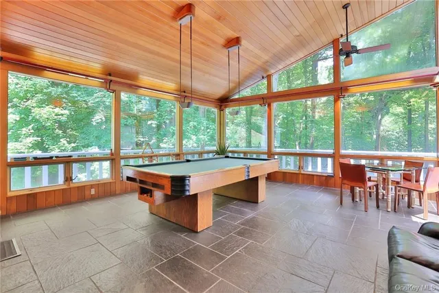 $2,400,000 | 5 Deerfield Lane, Mamaroneck, NY 10543