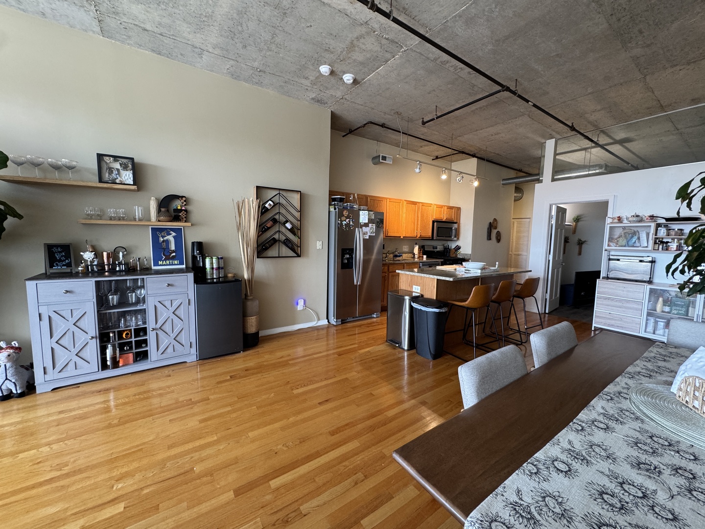 1000 West Adams Street, Unit 810 Chicago, IL 60607 - Photo 10 of 23 Gallery Image 10