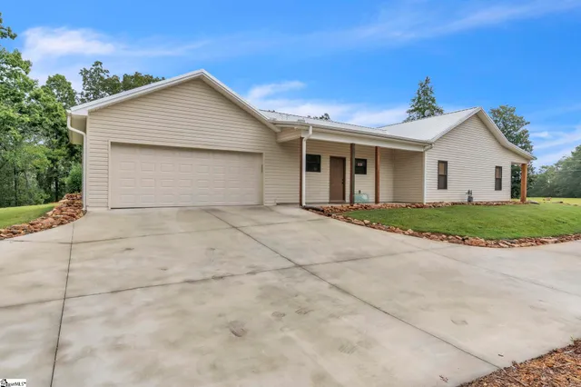 $525,000 | 303 North Norris Drive, Norris, SC 29667