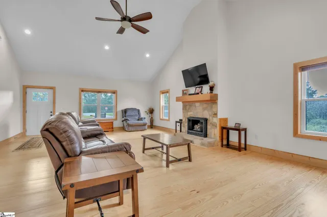 $525,000 | 303 North Norris Drive, Norris, SC 29667