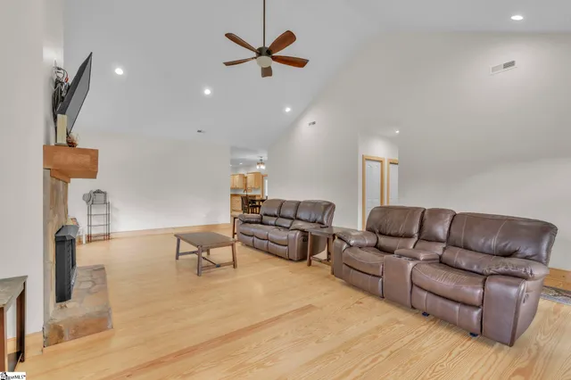 $525,000 | 303 North Norris Drive, Norris, SC 29667