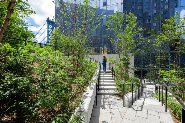 $3,375,000 | 252 South Street, Unit 40C | Two Bridges