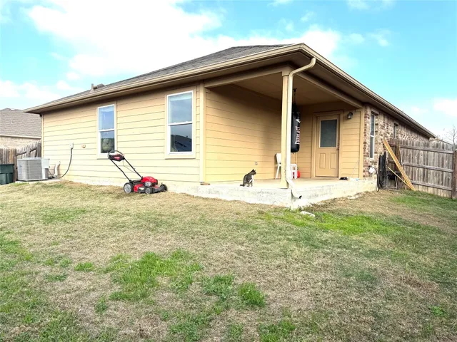 $268,000 | 149 Dusky Thrush Drive, Kyle, TX 78640