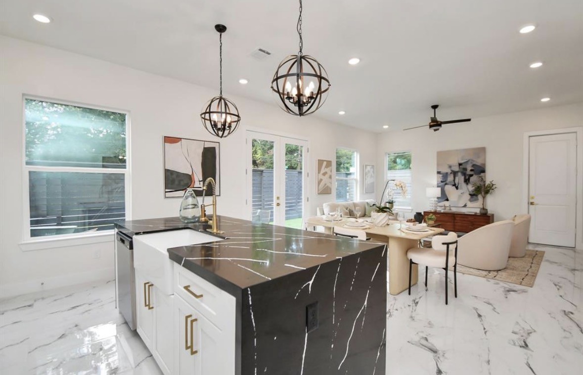 6555 Sealey Street Houston, TX 77091 - Photo 4 of 11