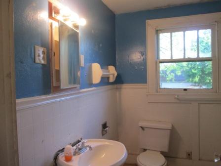 304 Friar Road Chattanooga, TN 37421 - Photo 7 of 11 MAIN BATH