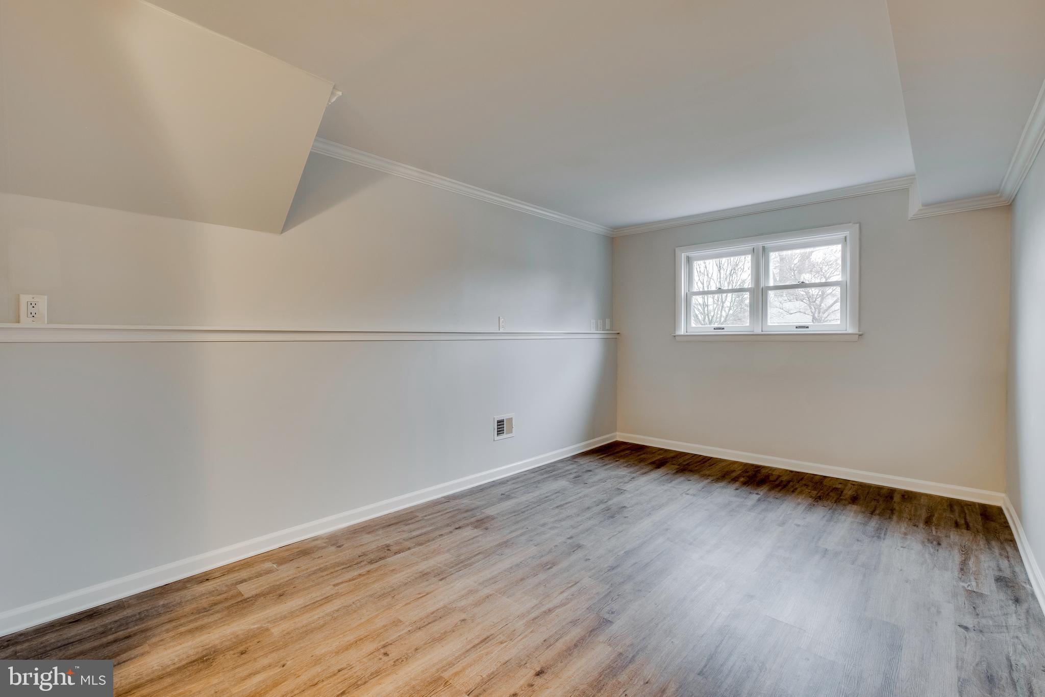 6 Red Oak Road Oreland, PA 19075 - Photo 14 of 28 Gallery Image 14