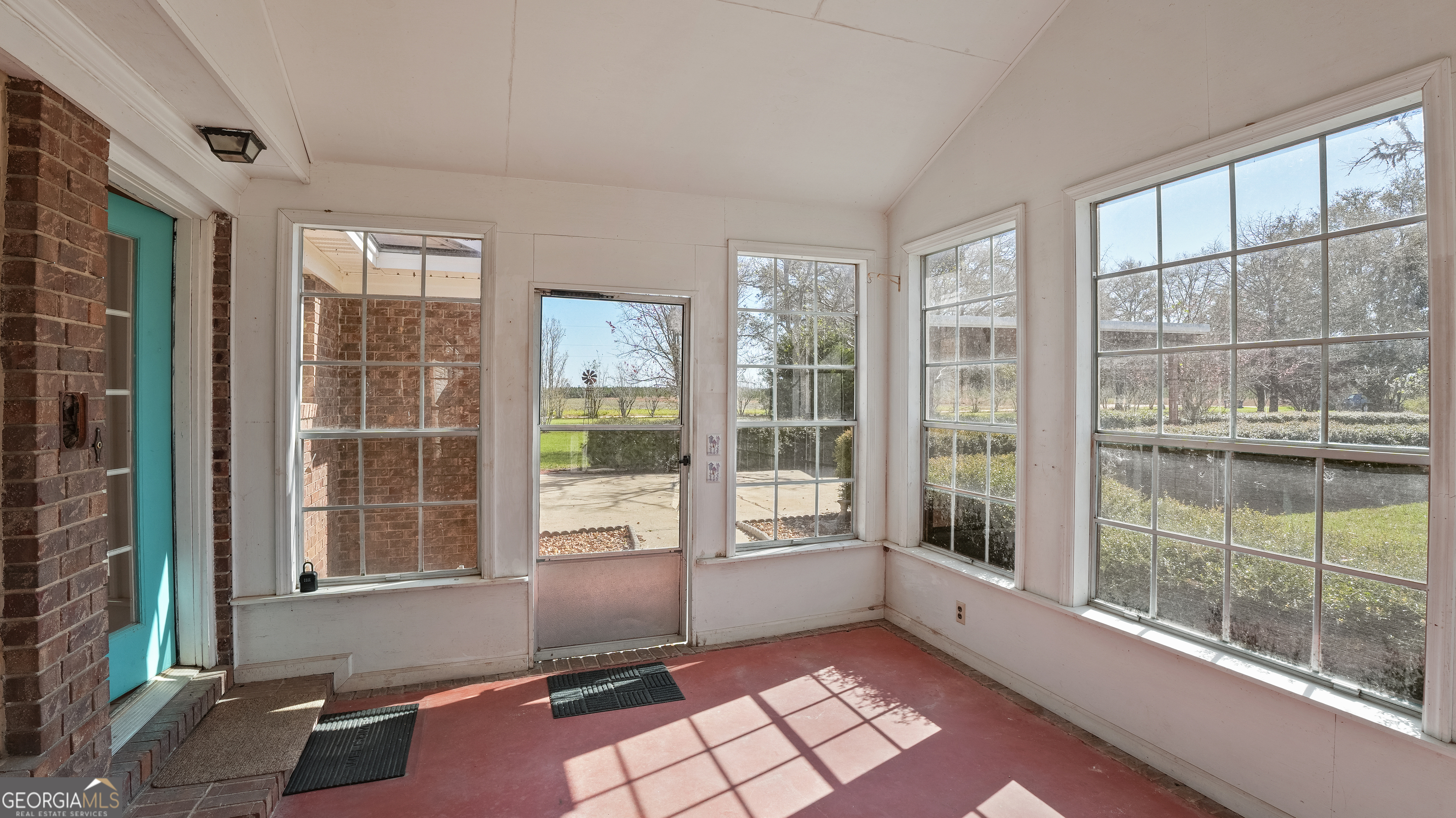 1535 Clifford Jones Road Screven, GA 31560 - Photo 20 of 48