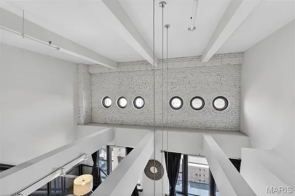 $585,000 | 915 Olive Street, Unit 1605, St. Louis, MO 63101