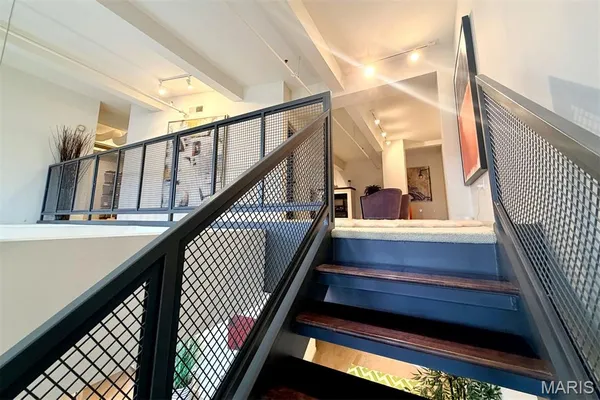 $585,000 | 915 Olive Street, Unit 1605, St. Louis, MO 63101