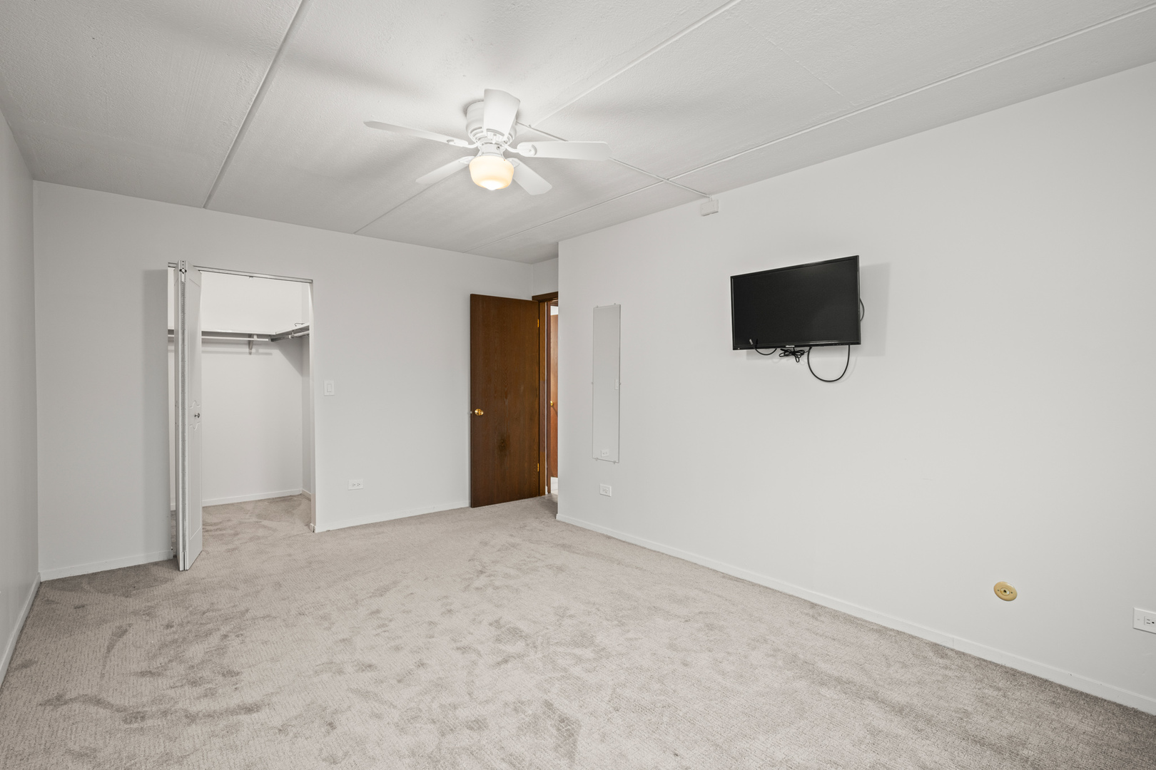 810 North River Road, Unit 1C Mount Prospect, IL 60056 - Photo 12 of 15