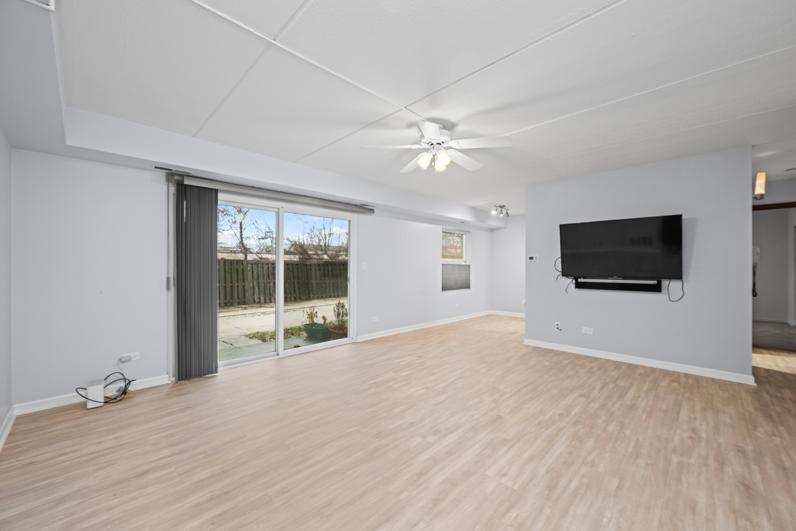 810 North River Road, Unit 1C Mount Prospect, IL 60056 - Photo 2 of 15