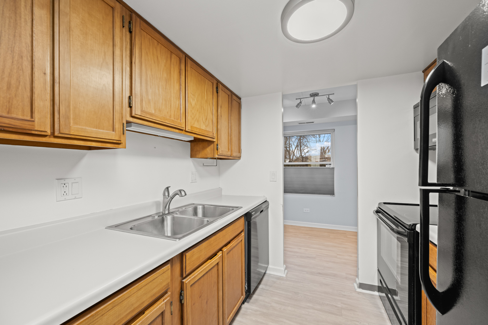 810 North River Road, Unit 1C Mount Prospect, IL 60056 - Photo 8 of 15