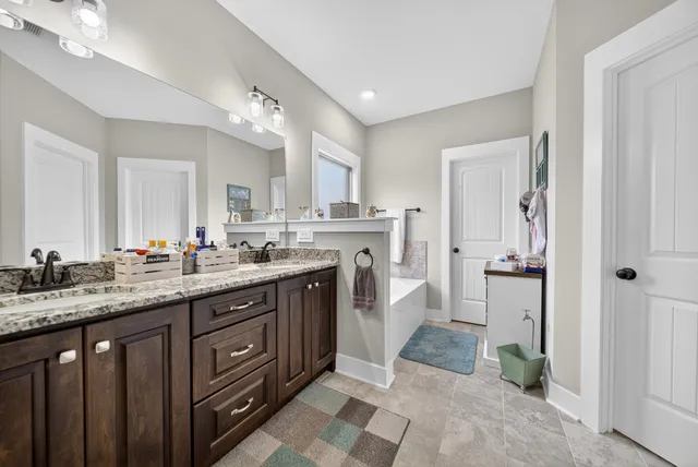 $619,900 | 4100 Ironwood Drive, Greenbrier, TN 37073