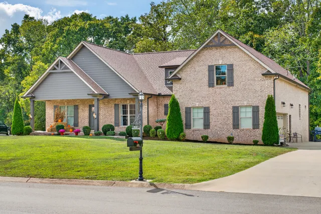 $619,900 | 4100 Ironwood Drive, Greenbrier, TN 37073