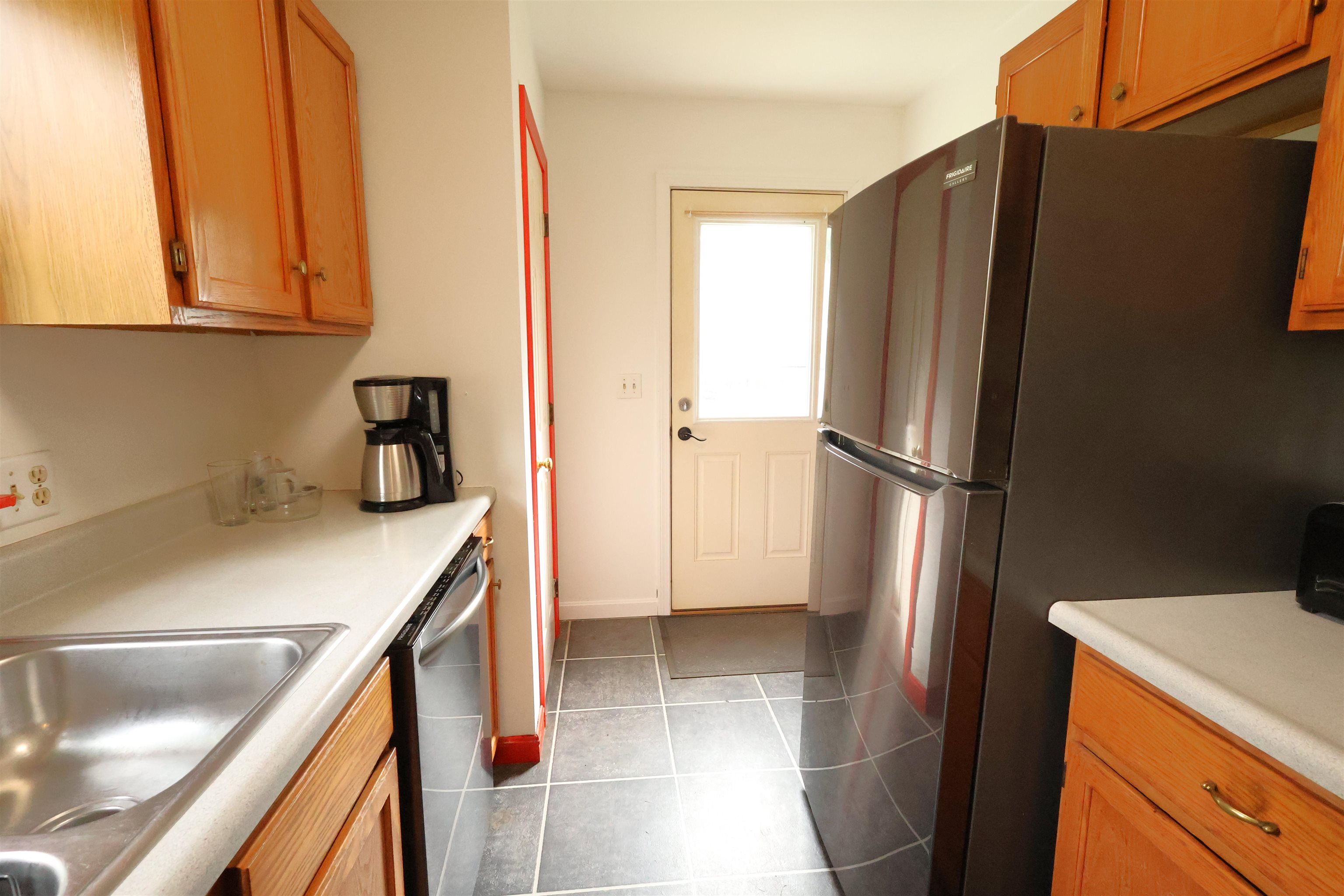 130 Truell Road Hartford, VT 05001 - Photo 6 of 54 Gallery Image 6