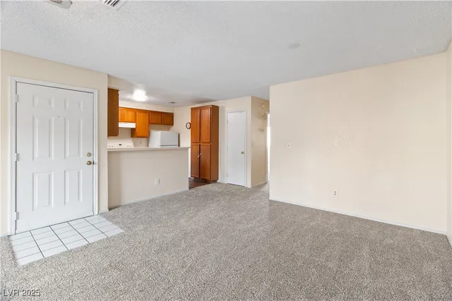 $145,000 | 2243 Aspen Mirror Way, Unit 102, Laughlin, NV 89029