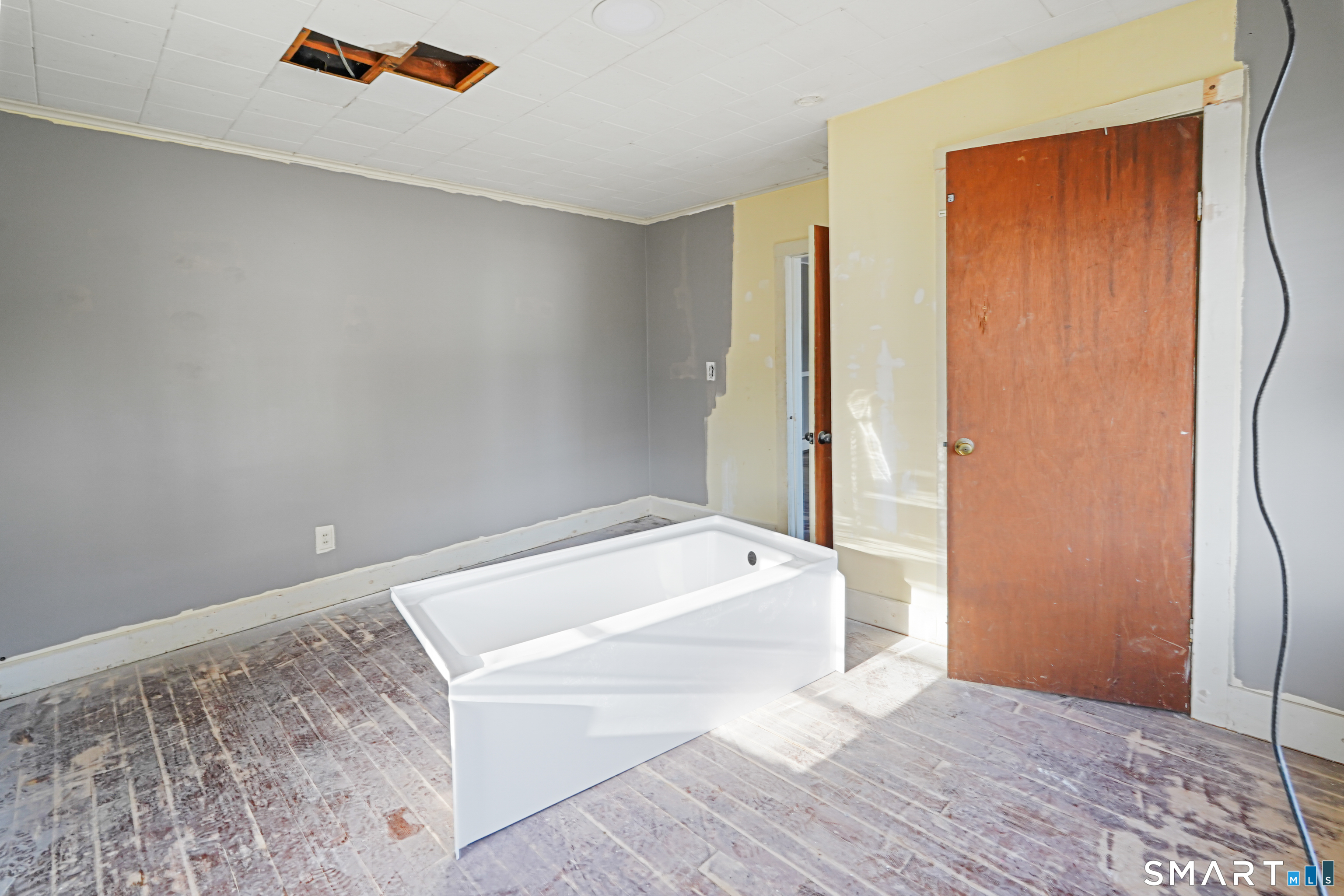 383 Putnam Pike Killingly, CT 06241 - Photo 40 of 40