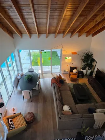 $10,000 | 2848 Southwest 22nd Avenue, Miami, FL 33133