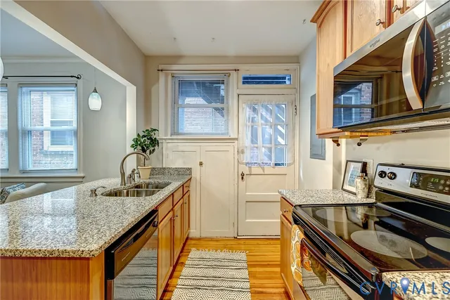 $289,500 | 3122 Kensington Avenue, Unit U5, Richmond, VA 23221