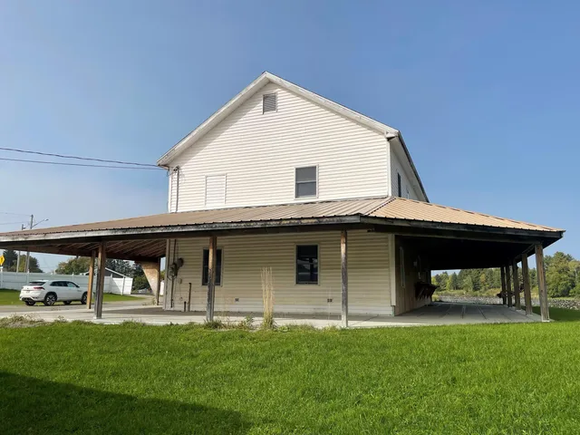 $224,000 | 3 Van Buren Road, Limestone, ME 04750