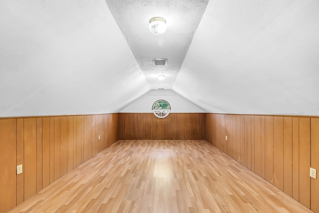 44 Cherrelyn Street Springfield, MA 01104 - Photo 29 of 36 a view of entryway