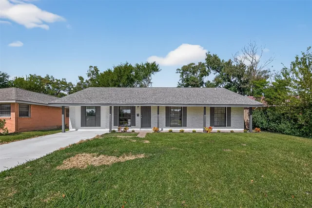 $240,000 | 608 Lloyd Drive, Baytown, TX 77521