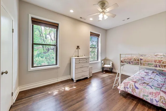 $720,000 | 3810 North Fremont Street, Unit 2B, Chicago, IL 60613