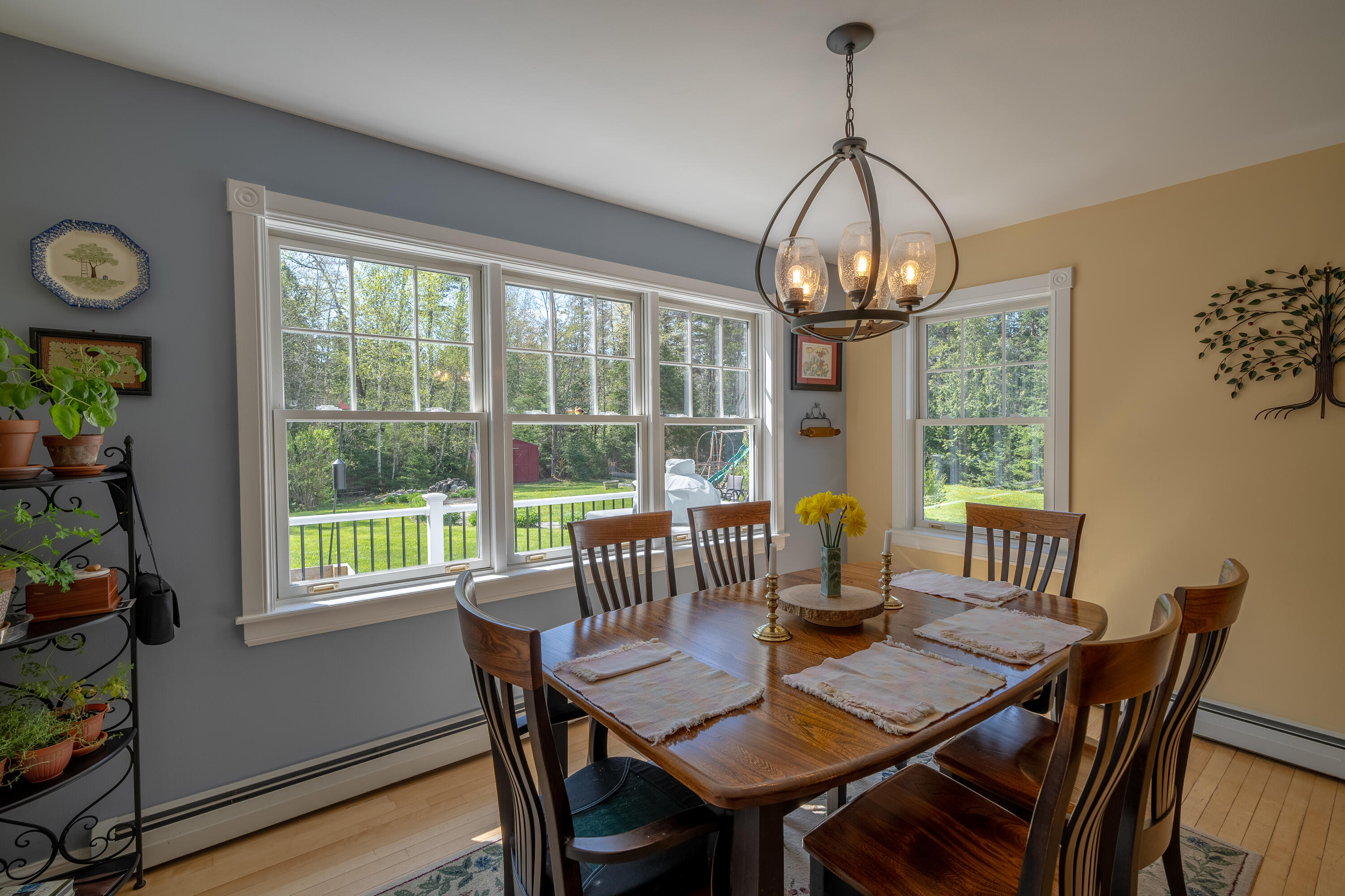 593 Church Road Bangor, ME 04401 - Photo 16 of 81 593Church-15
