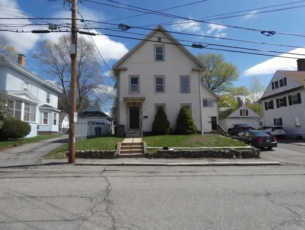 $1,800 | 94 Maple Street, Unit 1A, Gardner, MA 01440