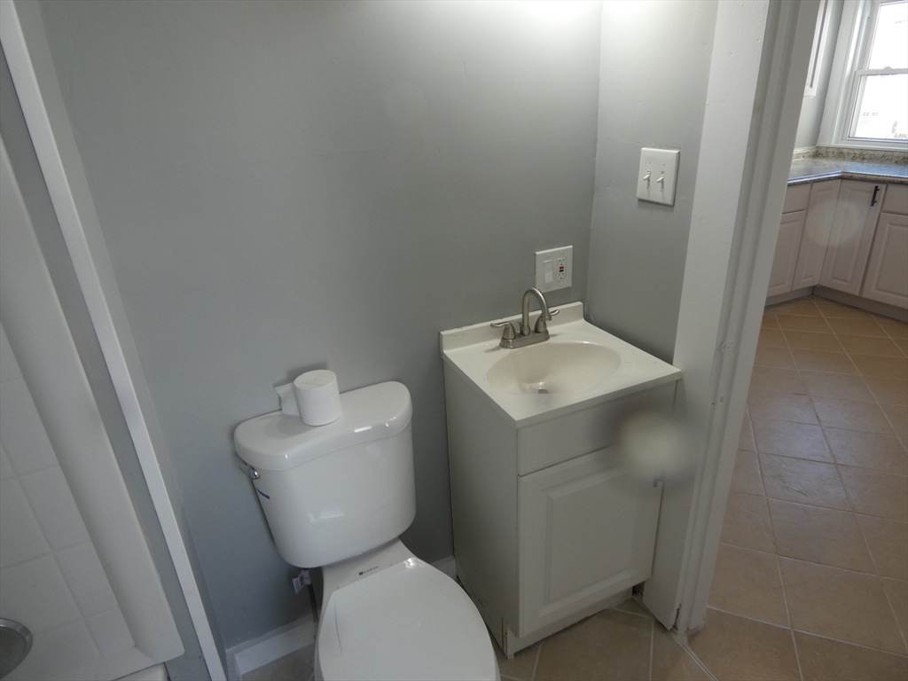 94 Maple Street, Unit 1A Gardner, MA 01440 - Photo 10 of 15