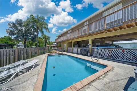 $475,000 | 13442 Caribbean Boulevard, Fort Myers, FL 33905