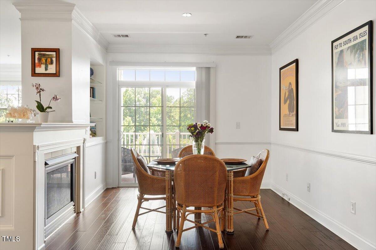 10511 Rosegate Court, Unit 103 Raleigh, NC 27617 - Photo 17 of 56 Dining room