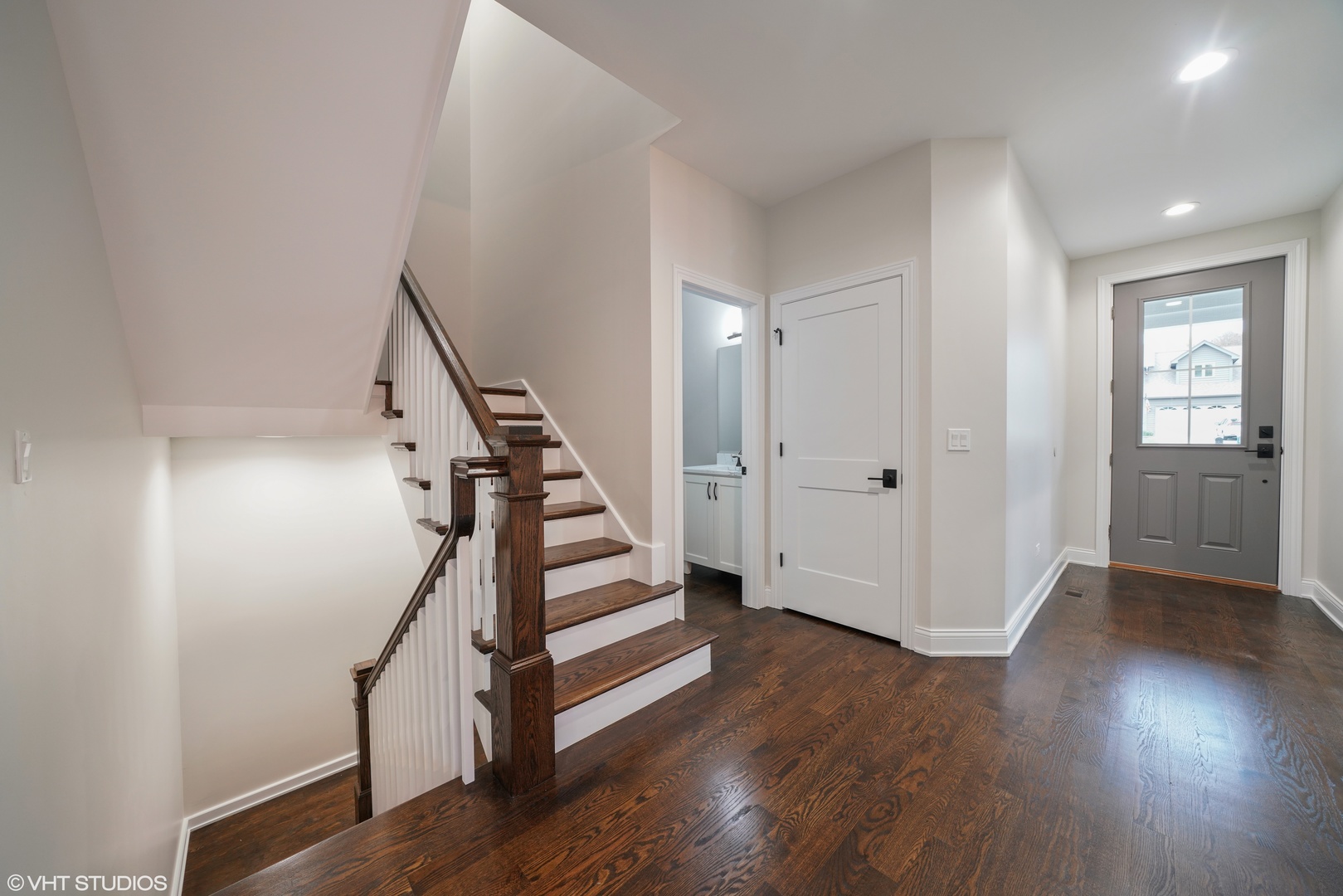 1205 Ridge Road Westmont, IL 60527 - Photo 6 of 16 a view of entryway with wooden floor