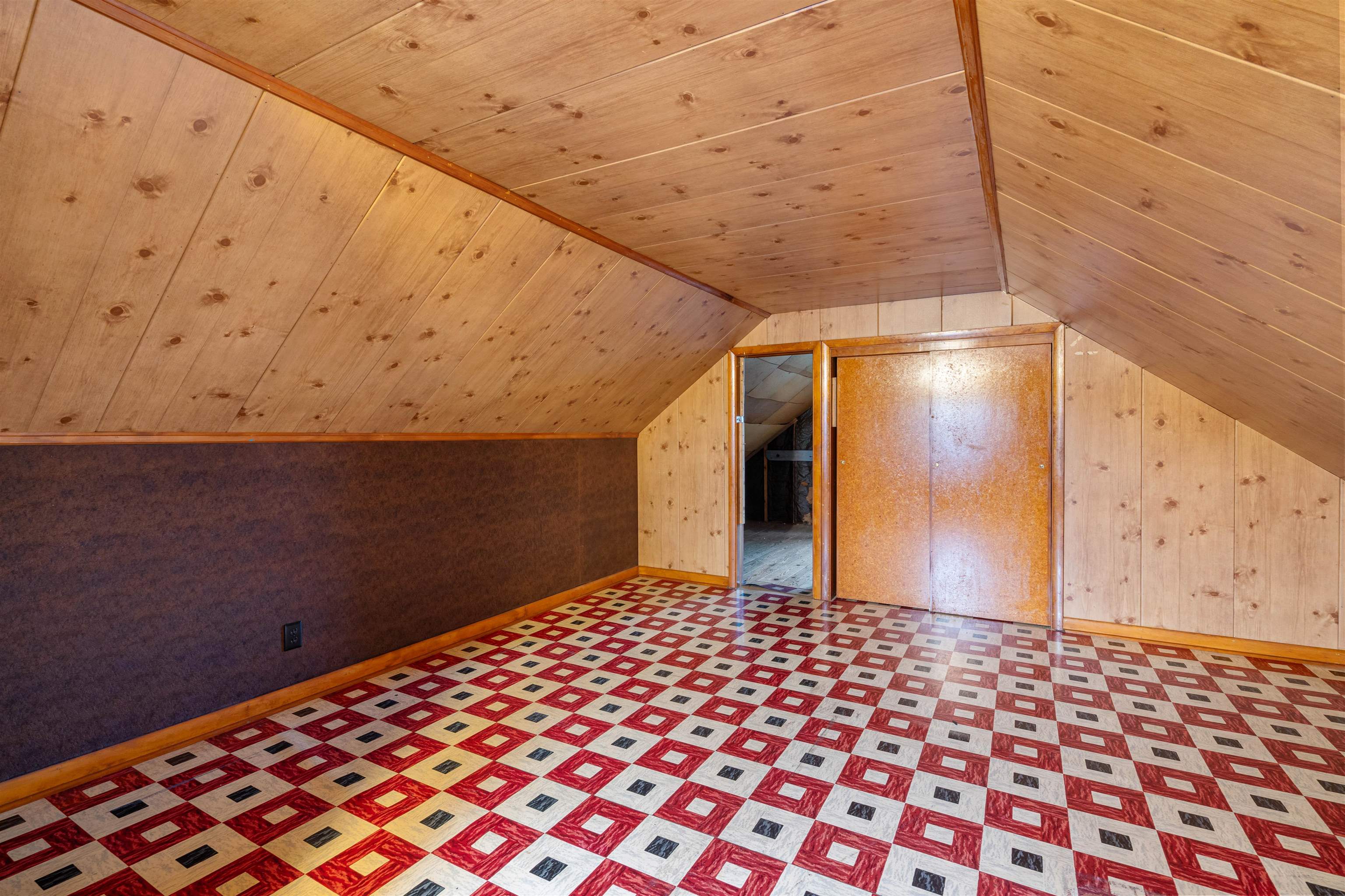 4306 East 2nd Street Superior, WI 54880 - Photo 15 of 26