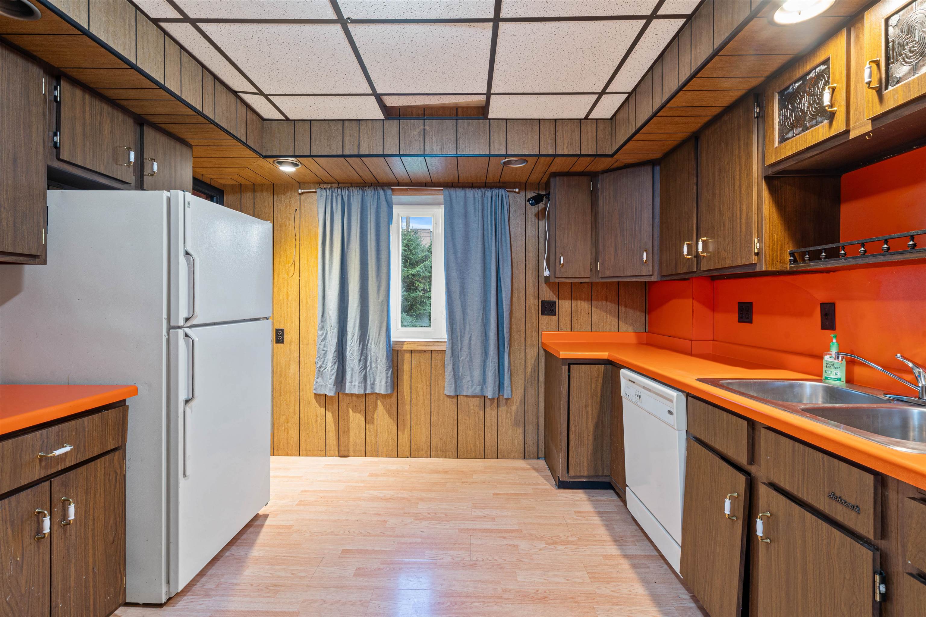 4306 East 2nd Street Superior, WI 54880 - Photo 10 of 26