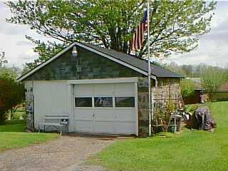 1907 Marshall Road Monaca, PA 15061 - Photo 3 of 4 Gallery Image 3