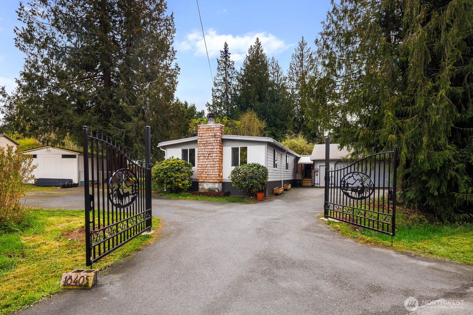 18405 Southeast 162nd Street Renton, WA 98058 - Photo 1 of 25