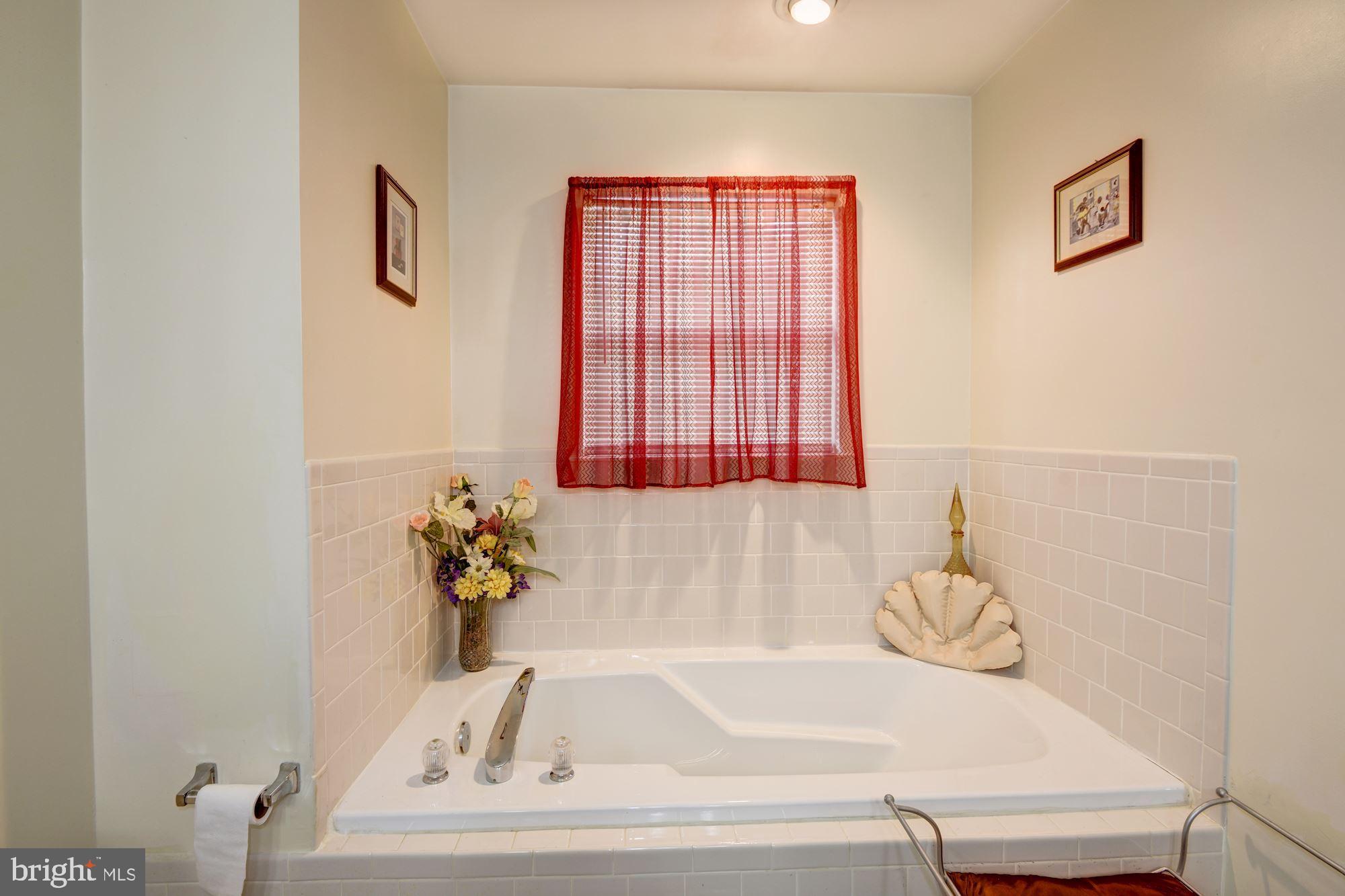 12008 Deka Road Clinton, MD 20735 - Photo 33 of 44 Gallery Image 33