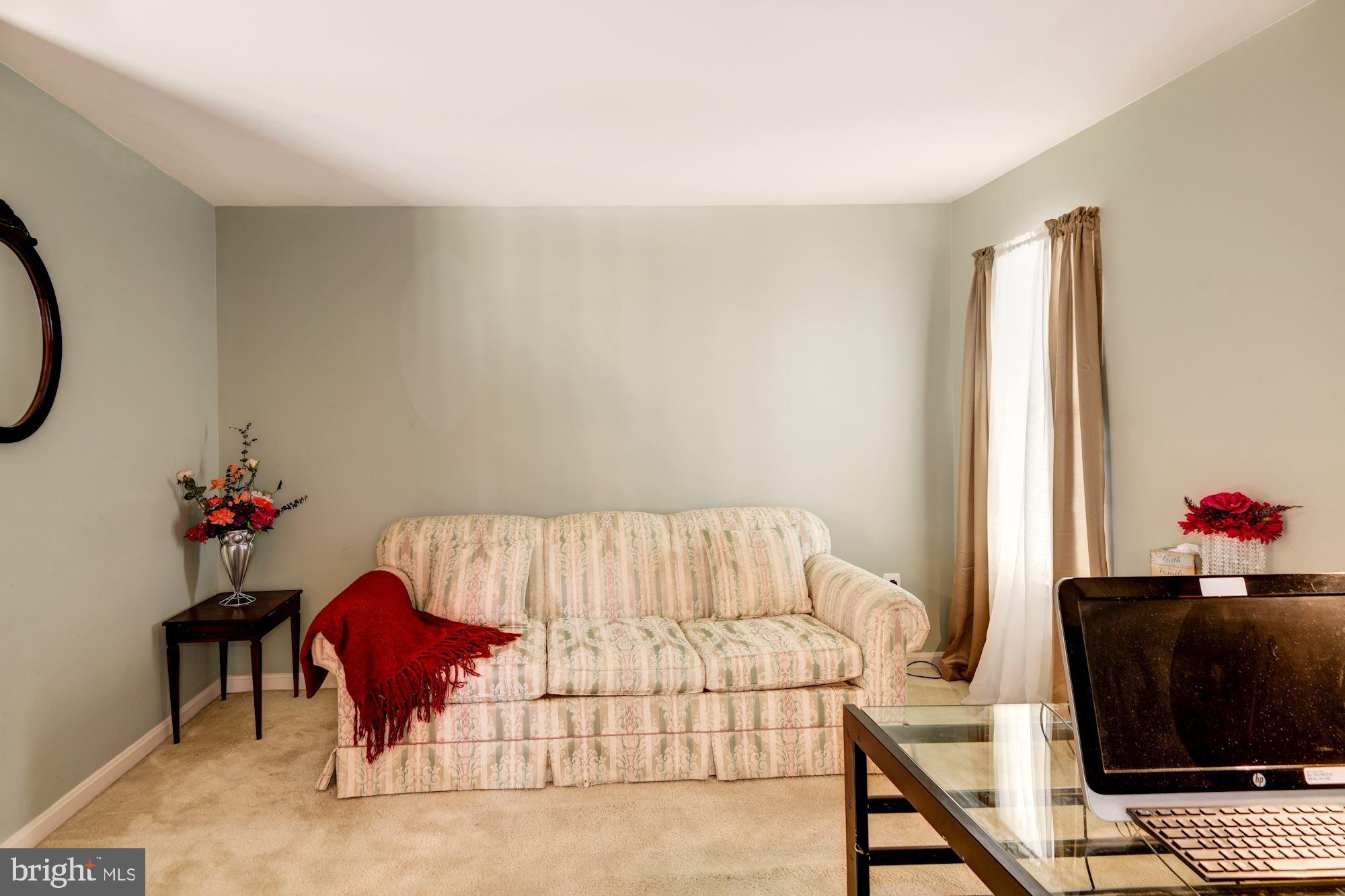 12008 Deka Road Clinton, MD 20735 - Photo 5 of 44 Gallery Image 5