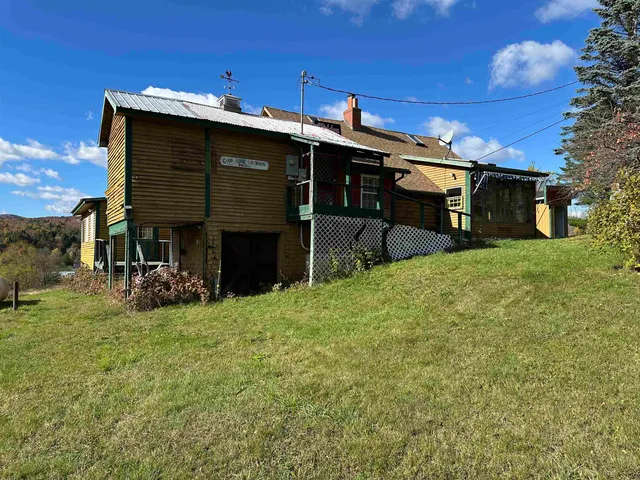 $175,000 | 201 Pope Road, Lowell, VT 05847