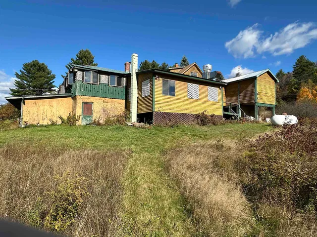 $175,000 | 201 Pope Road, Lowell, VT 05847