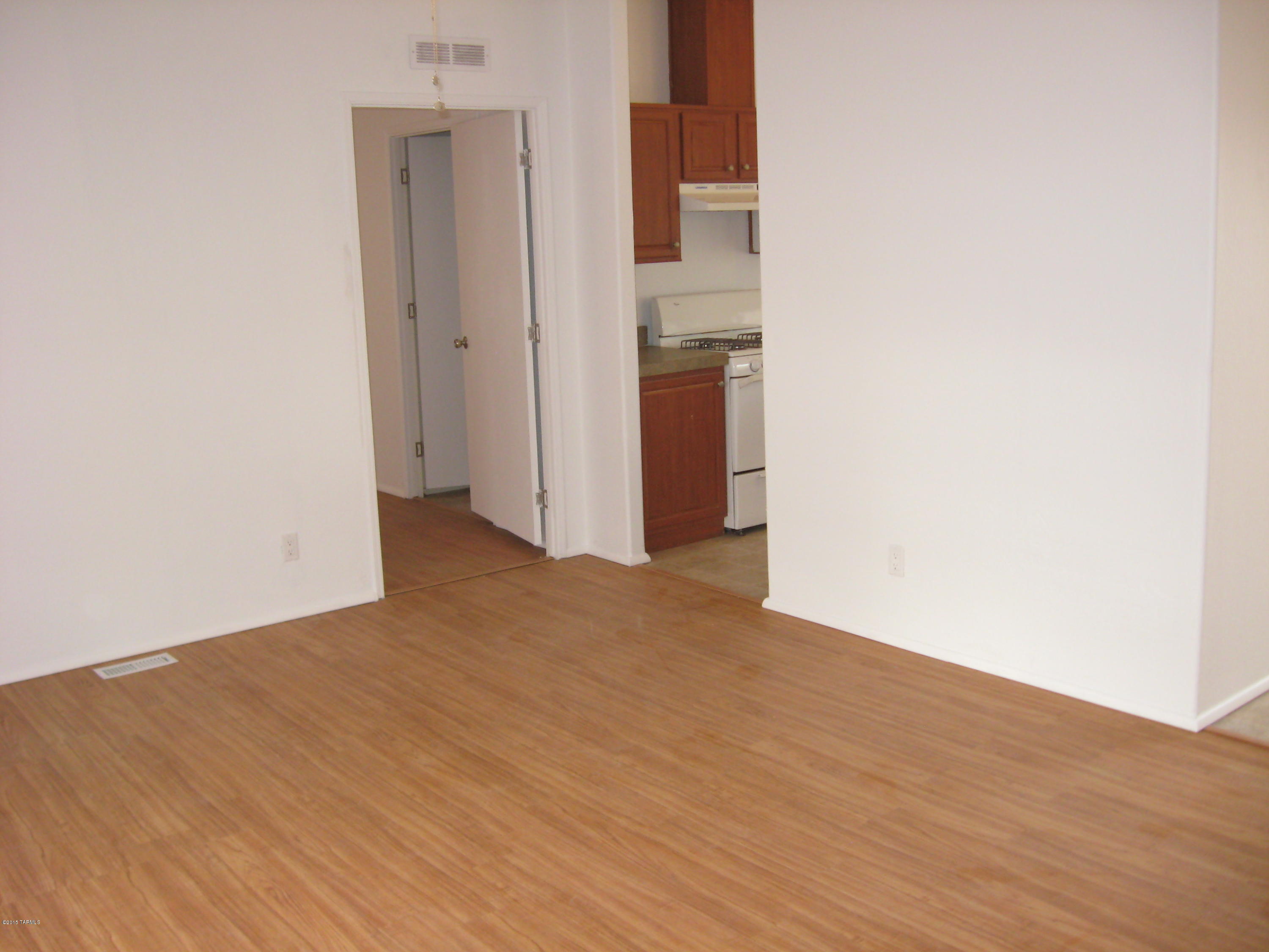 11958 West Ina Road Tucson, AZ 85743 - Photo 5 of 25 Gallery Image 5
