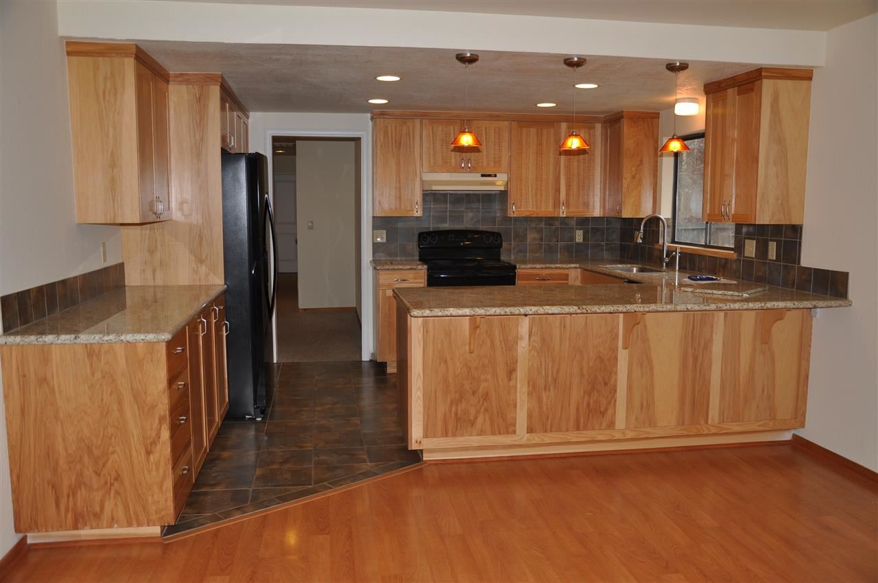10893 Torrey Pine Road Truckee, CA 96161 - Photo 3 of 14 Gallery Image 3