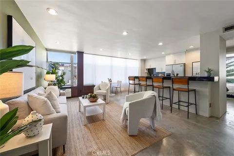 $399,000 | 100 Atlantic Avenue, Unit 604, Long Beach, CA 90802