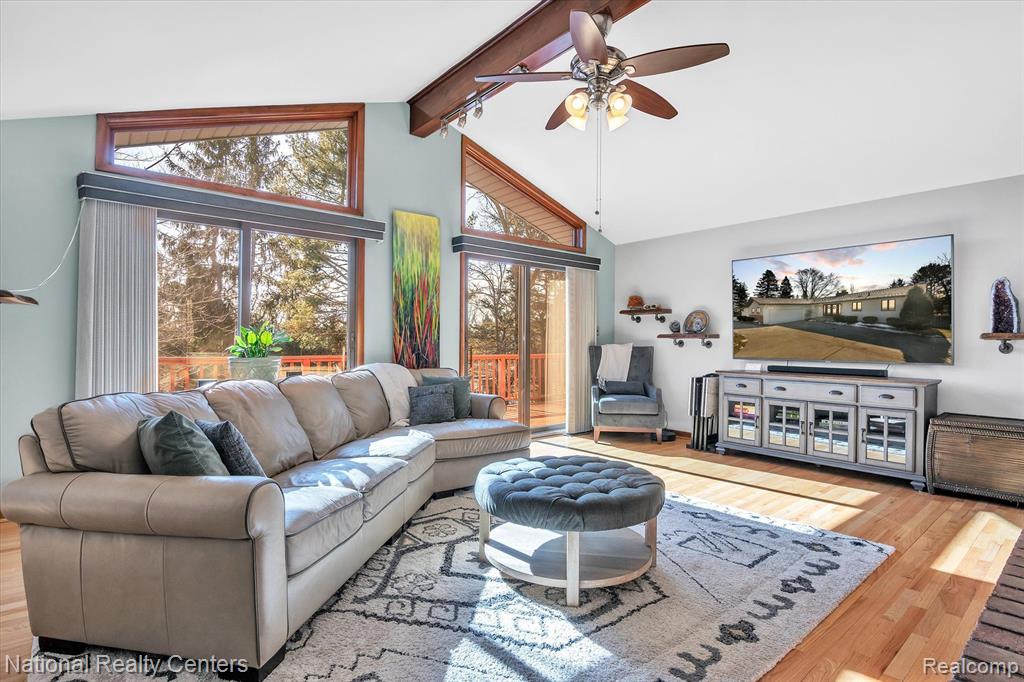 11874 Stoney Ridge Road Brighton, MI 48114 - Photo 5 of 43