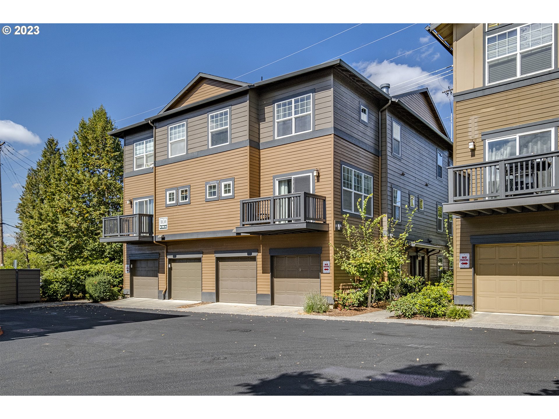 1050 Southwest 170th Ave Unit 203  