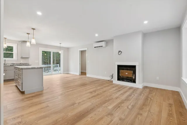 $599,500 | 245 Foye Road, Wiscasset, ME 04578