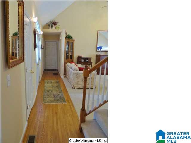 1014 Crest Road Leeds, AL 35094 - Photo 17 of 32